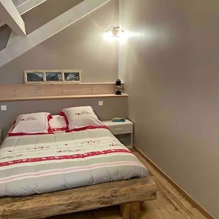 Maison De Campagne Mens Esterno foto